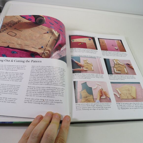 SINGER Sewing with Knits Hardback 11x8.5" (has handwritten notes) 125pgs - Picture 15 of 16